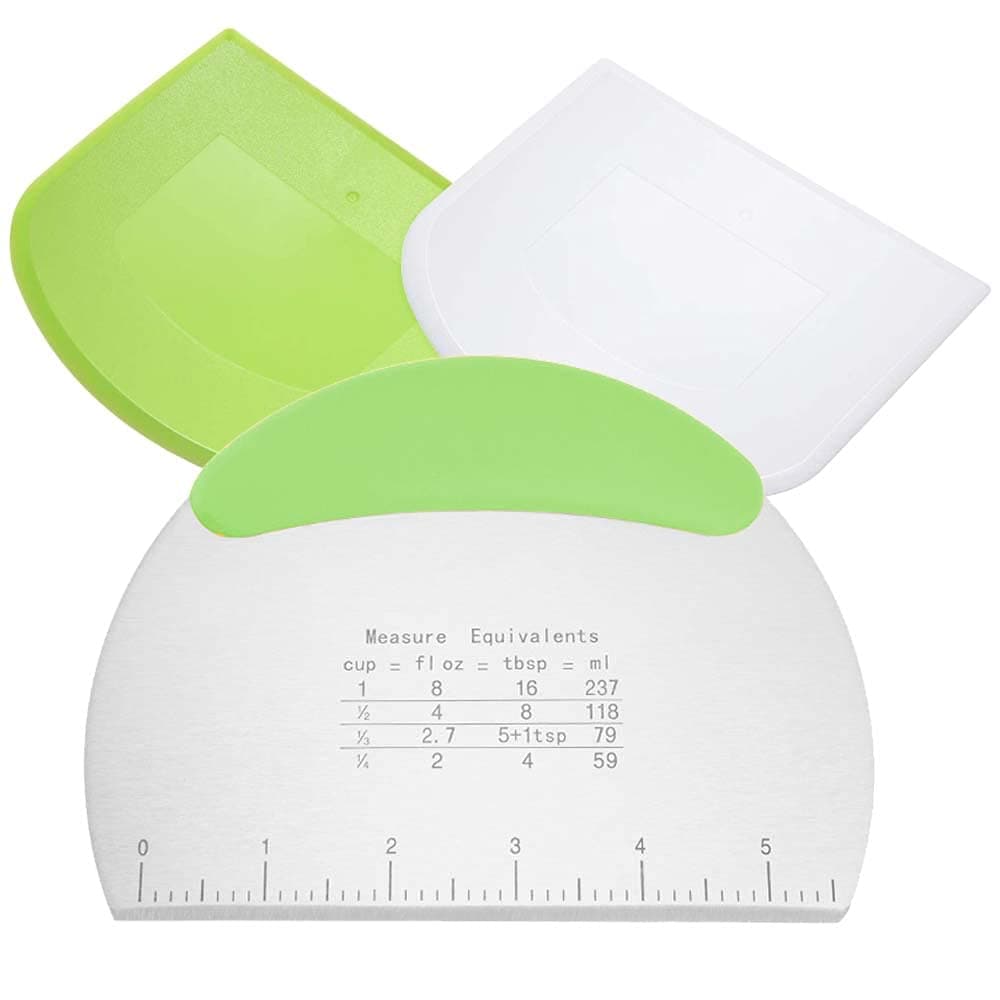 Dough Scraper Cutter, Multifunctional with Measuring Scale Knife Dough Scraper Cutter, with 2 Pcs Plastic Dough Scraper Cutter for Bread Pizza Cake Dough Baking (Green)