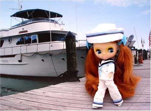 Petite Blythe " Sailing Sailing ”