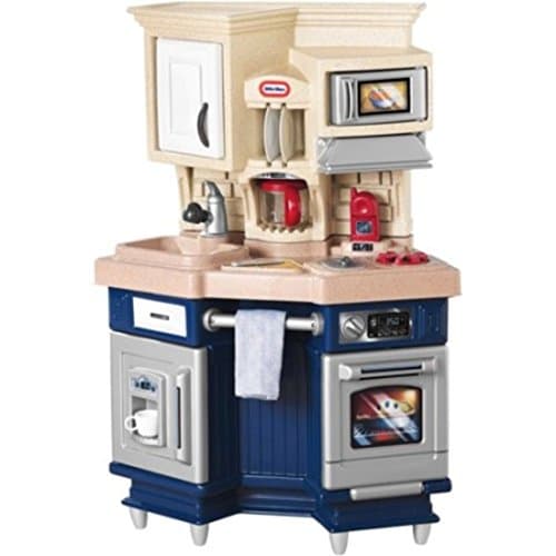 Adorably Designed Super Chef kitchen With Accessories