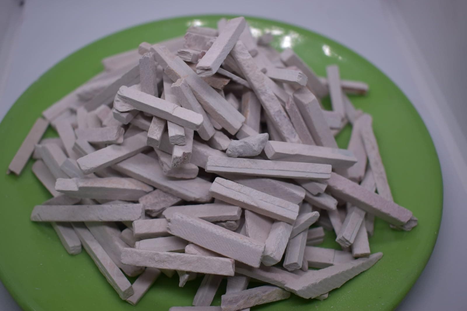 India Clay Broken Slate Pencils 200 Grams