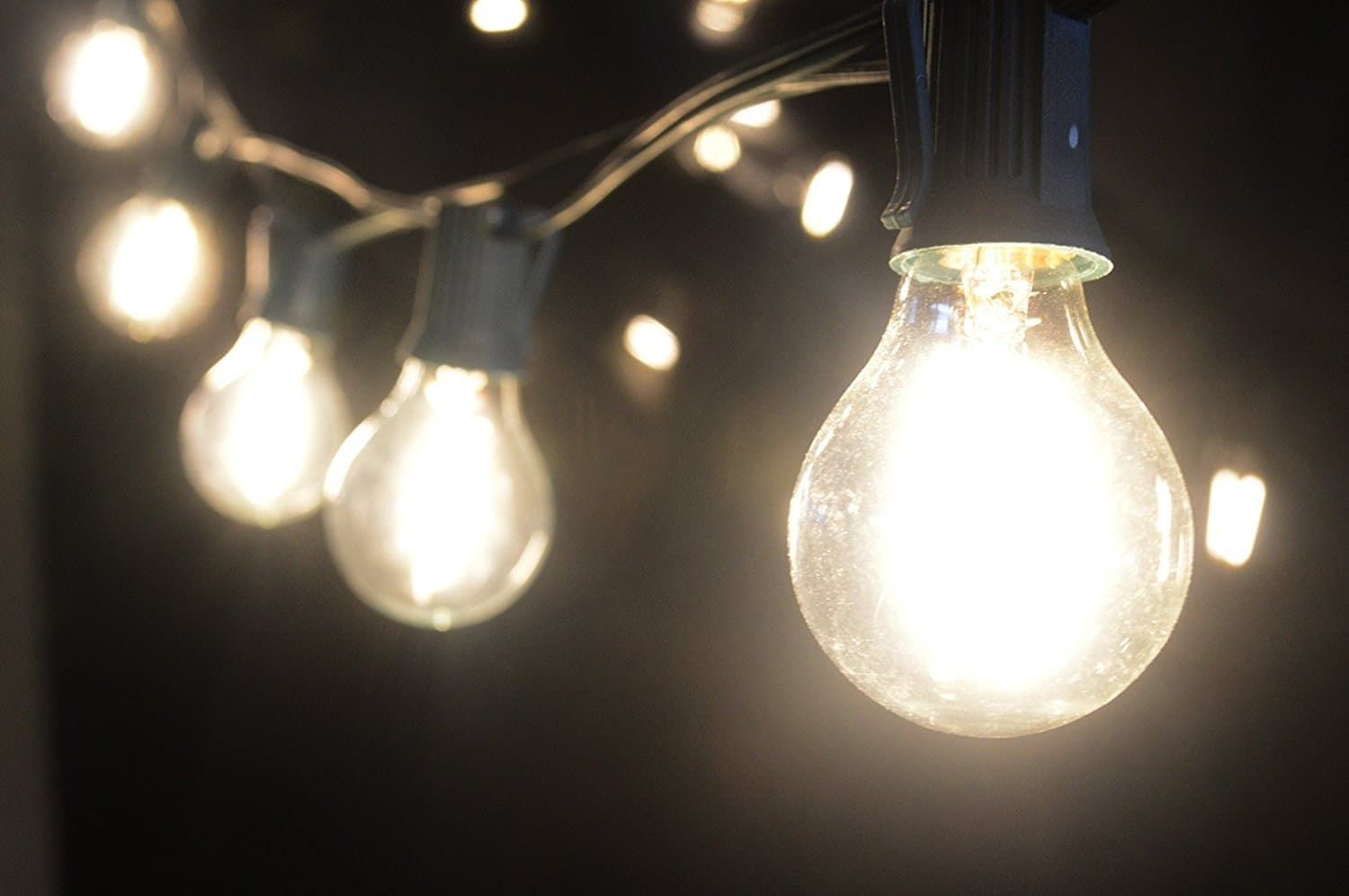 G40 Globe LED String Lights with 25 Clear Bulbs - UL Listed Commercial Quality String Lights Perfect for Indoor / Outdoor Use - ! SAME AS 200w Incandescent lamp