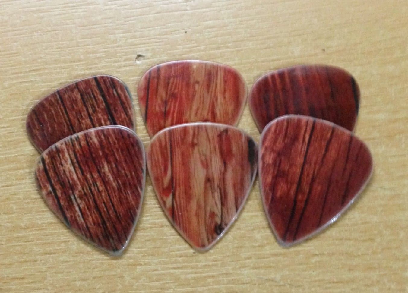 6 double sided custom picks printed WOODEN timber pattern effect plectrums