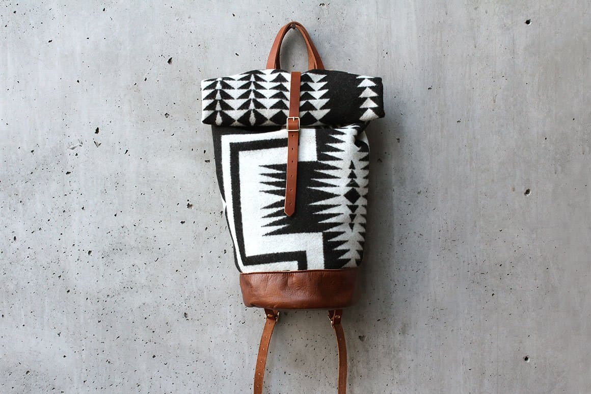 WALKING ROCK ROLLTOP BACKPACK