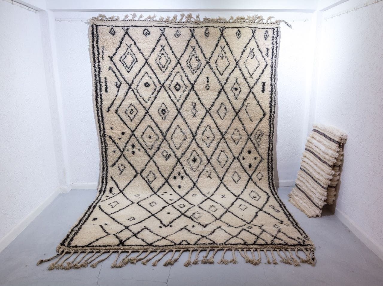 Diamonds - BeniOurain Authentic Handmade Wool Rug