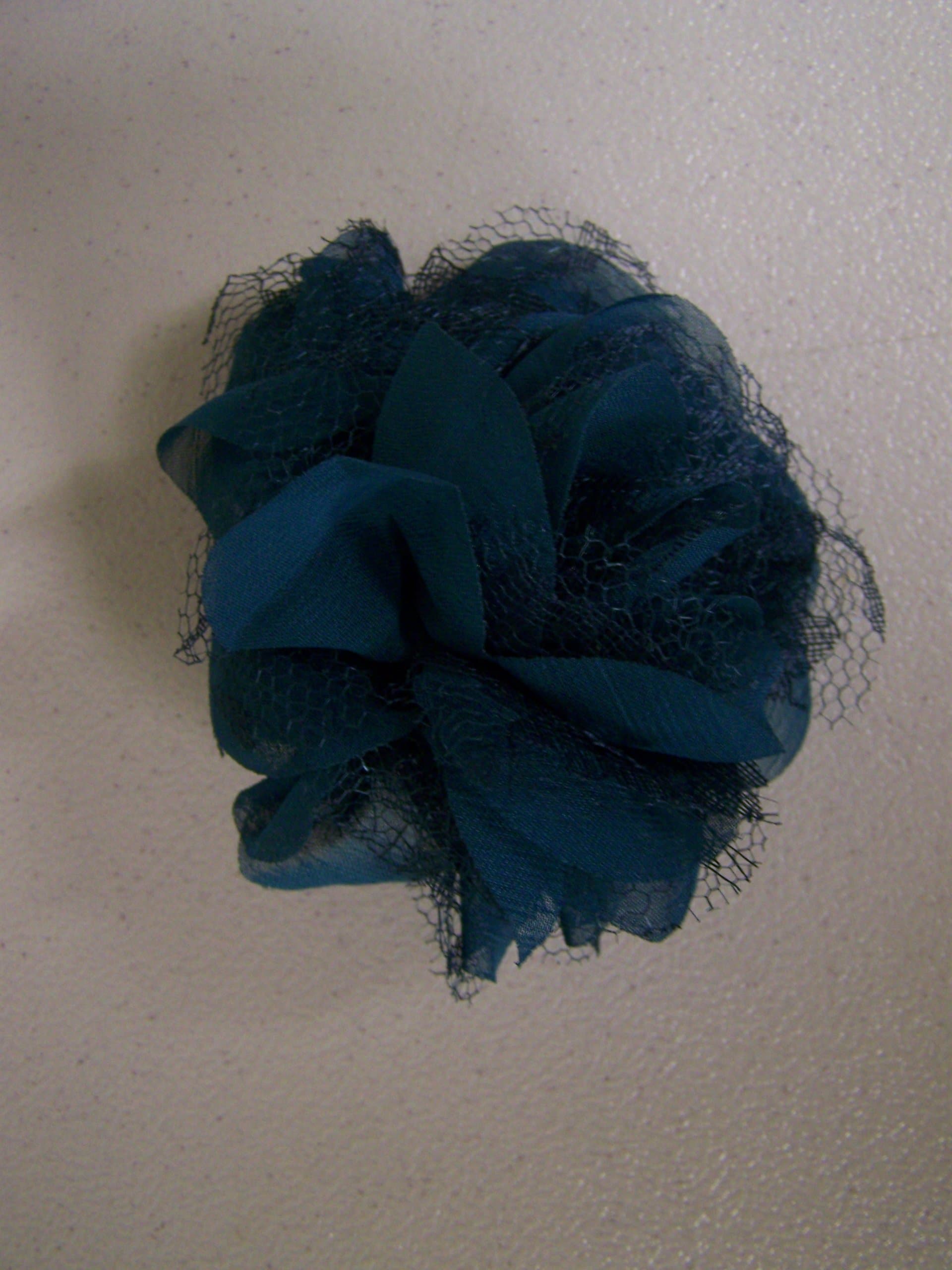 Thirty One Small Rosette Clip Jade