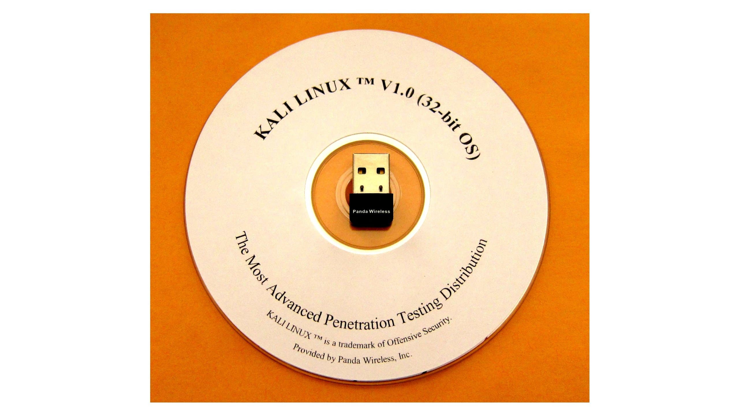 Kali Linux Live CD + Panda Ultra Wireless-N 150Mbps USB Adapter